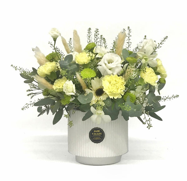 Fresh Cut Flowers | TB155 - Jade Valley Gifts & Floral Design Centre