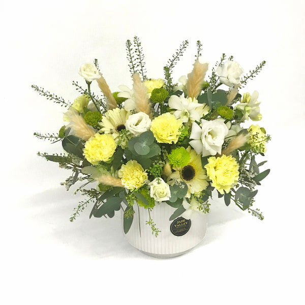 Fresh Cut Flowers | TB155 - Jade Valley Gifts & Floral Design Centre