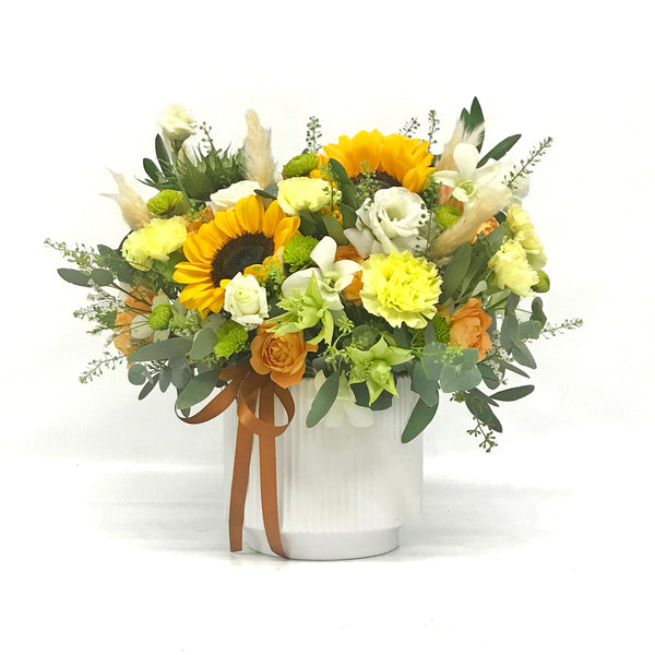 Sunflowes & Roses Flowers | TB160 - Jade Valley Gifts & Floral Design Centre