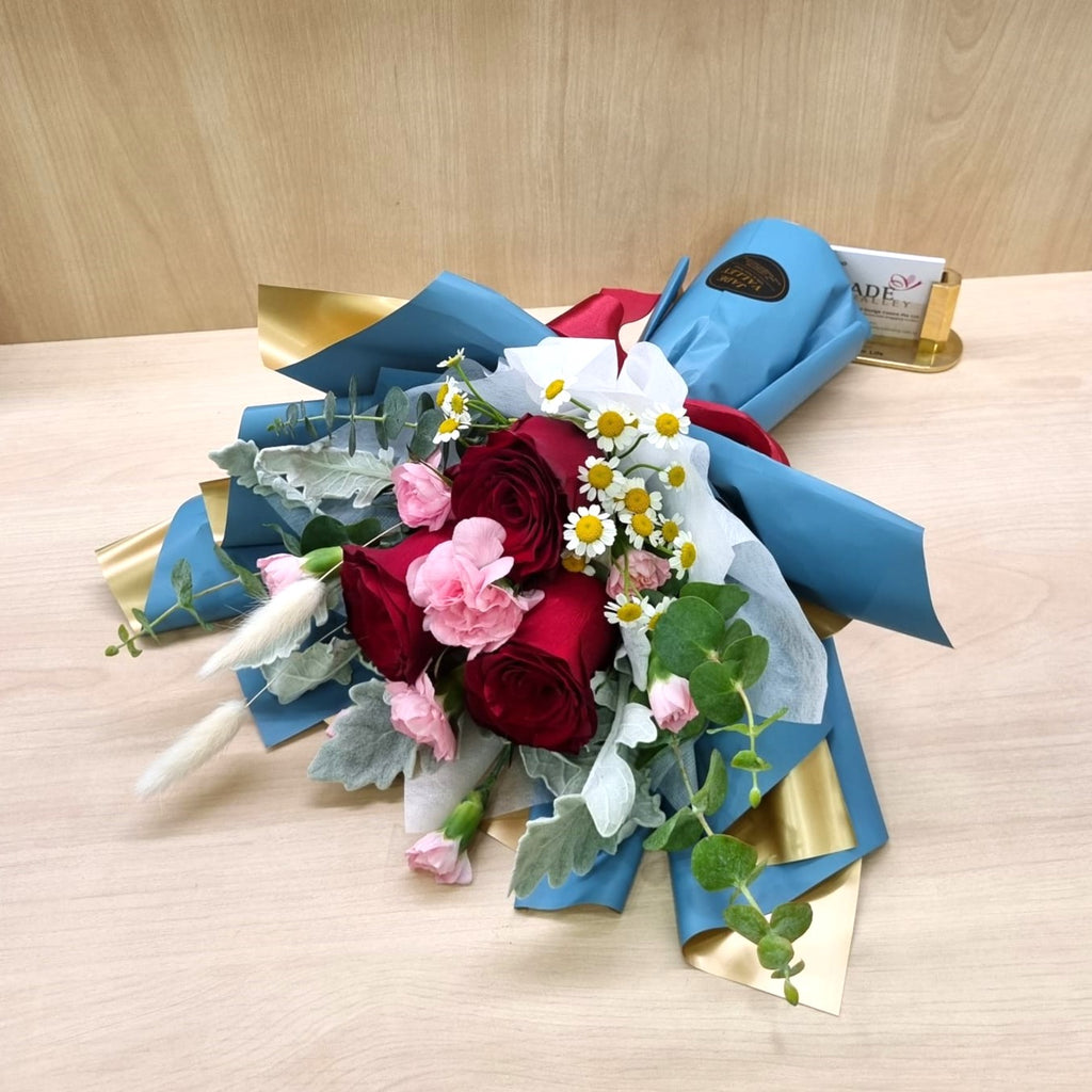 Roses Bouquet | MD107 - Jade Valley Gifts & Floral Design Centre