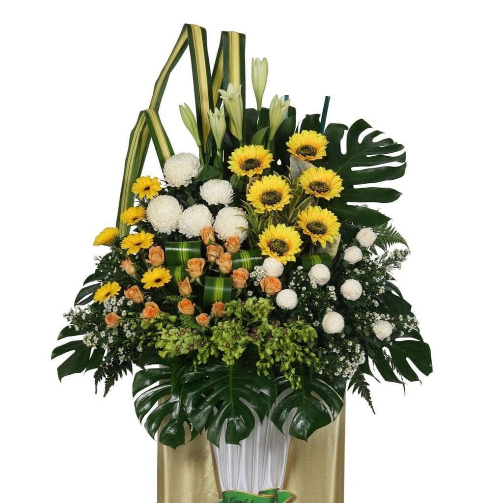 Condolence Wreath with Fresh Cut Flowers | W498 - Jade Valley Gifts & Floral Design Centre