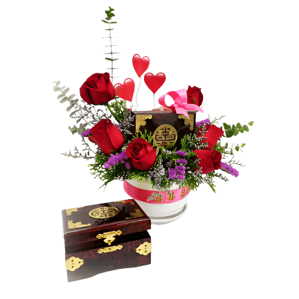 Wedding Gifts Hamper | GT250 - Jade Valley Gifts & Floral Design Centre