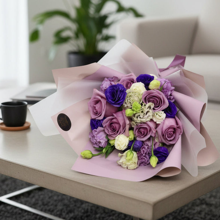 Hand Bouquet | BQ167 - Jade Valley Gifts & Floral Design Centre