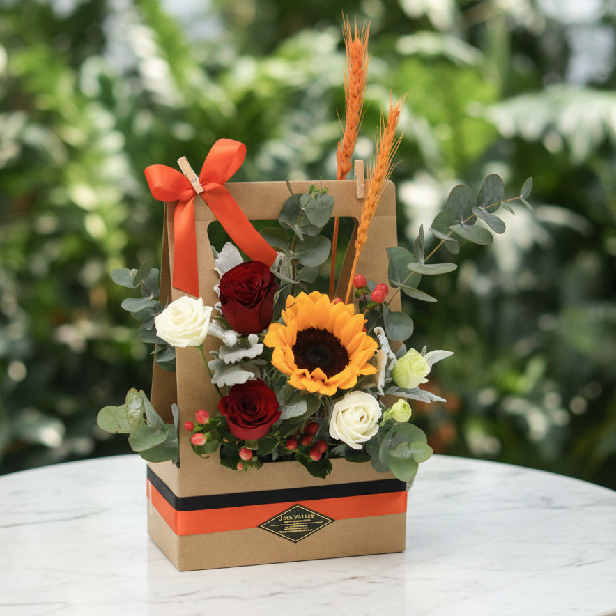 Graduation Flowers and Graduation Bear | GT292 - Jade Valley Gifts & Floral Design Centre