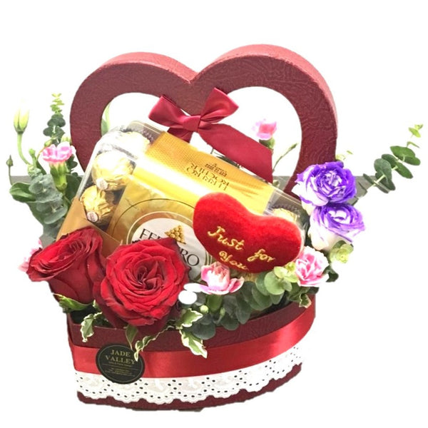 Flowers with Ferrero Chocolates T30| MD112 - Jade Valley Gifts & Floral Design Centre