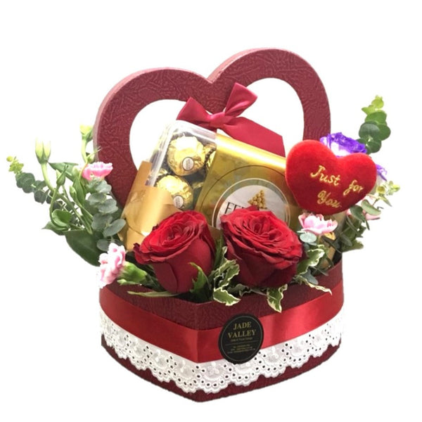 Flowers with Ferrero Chocolates T30| MD112 - Jade Valley Gifts & Floral Design Centre