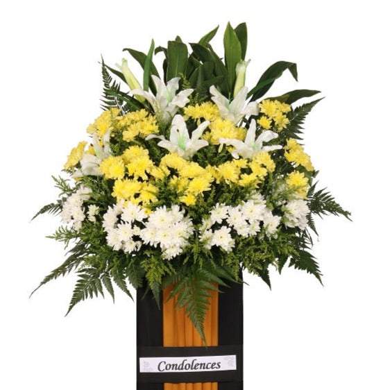 Condolence Wreath with Fresh Cut Flowers | W475 - Jade Valley Gifts & Floral Design Centre